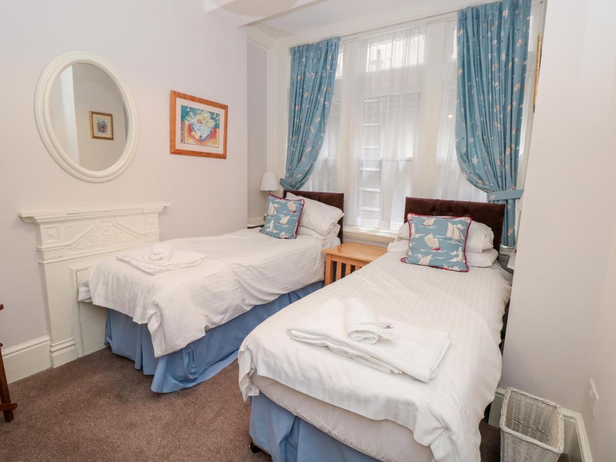 2 York House Daire Dartmouth Dış mekan fotoğraf